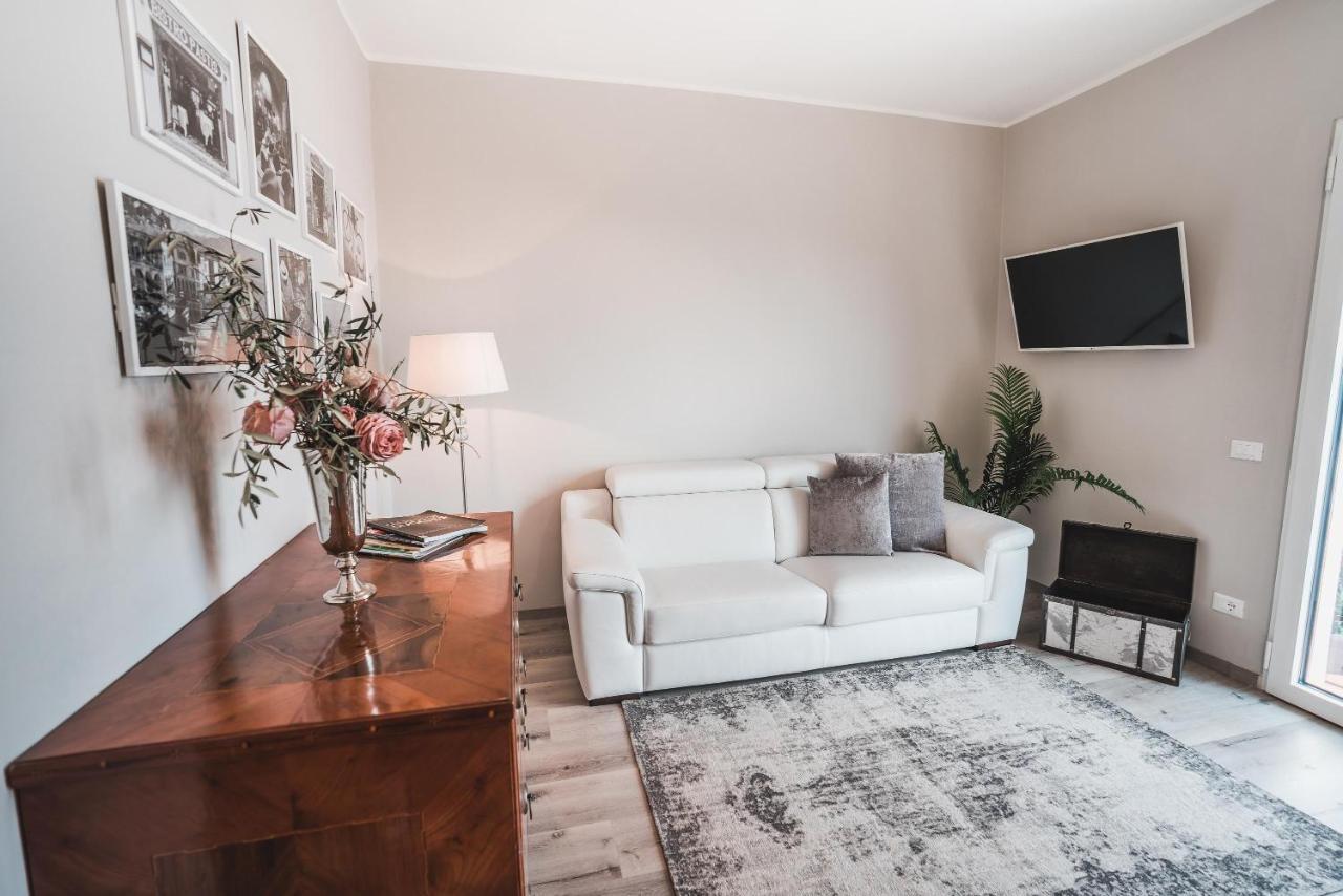 Ferienwohnung Montelago Gargnano Dış mekan fotoğraf